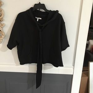 Ave les filled shortsleeved sweatshirt with hood